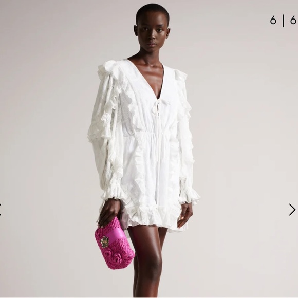 Ted Baker Maglila Knitted Crochet CrossBody Bag. - Picture 3 of 16